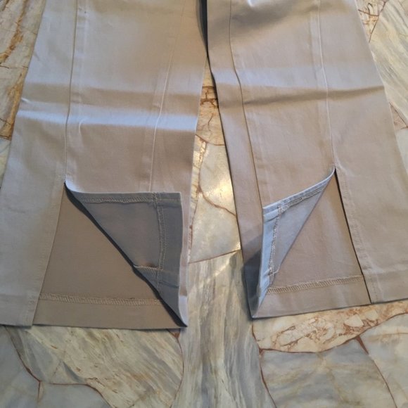 Bebe Lightweight Khaki Straight Leg Pants Grey 2 - Picture 6 of 6